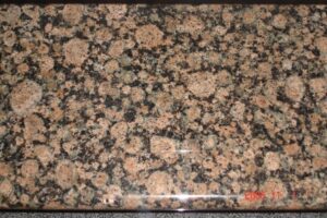 SOBRE DE GRANITO BALTIC BROWN 2.00X65CM