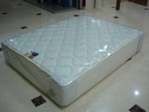 COLCHON QUEEN 153X202