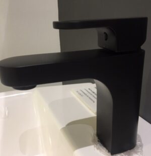 GRIFERÍA DE BAÑO BAJA X-LIGHT C/DESAGÜE NERO OPACO