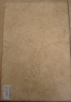 TRAVERTINO CHISLED BRUSHED 61X61