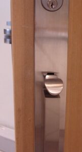 CERRADURA MANCHESTER PTA. PRINC. DER SATIN NICKEL