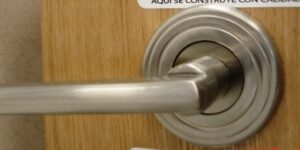 CERRADURA DE PASILLO PRINCENTON SATIN NICKEL