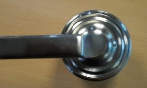 CERRADURA TITANIUM PRIVACY SATIN NICKEL DER