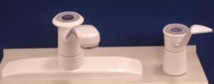 FAUCET LEGEND KITCHEN GLACIER