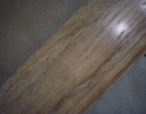 SKIRTING-8006 ROBLE