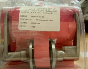 CERRADURA CON LLAVE